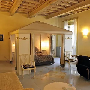 Residenza Al Corso Couette-café Rome